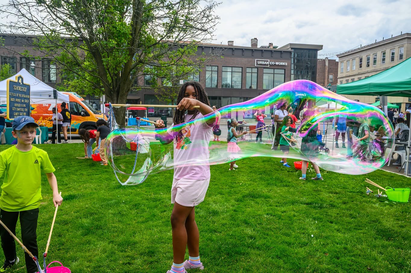 Uploaded Image: /vs-uploads/images/1783520388_kidsartsfestbubble.jpg