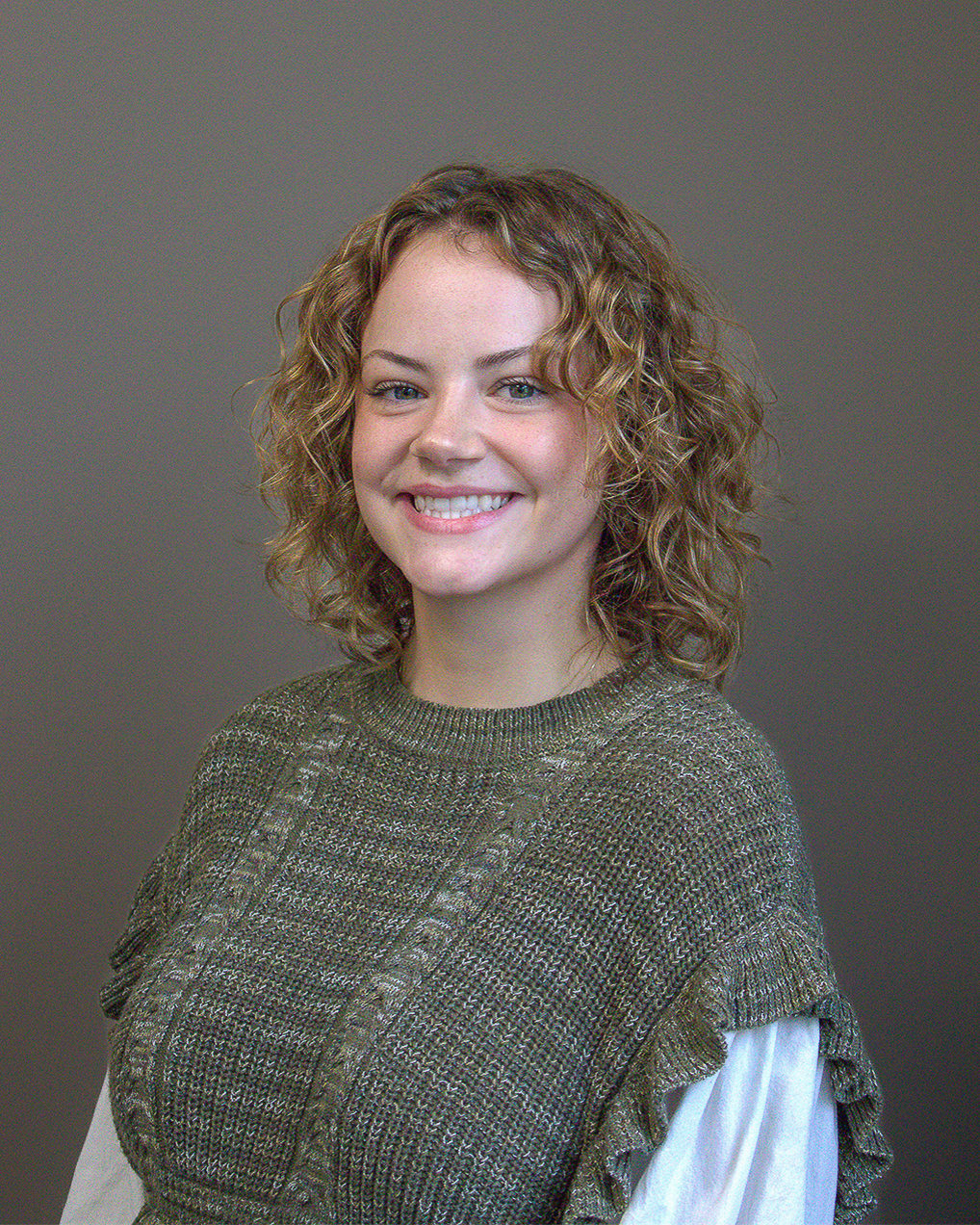 Uploaded Image: /vs-uploads/staff-headshots/1788961972_Sofia-New.jpg